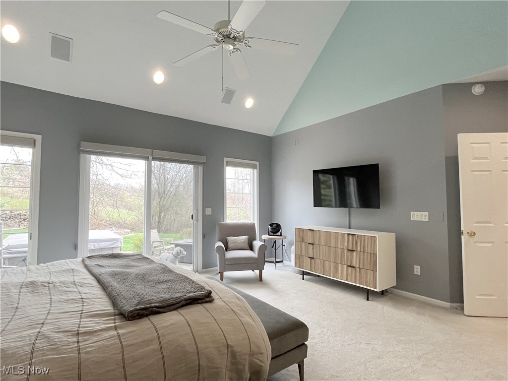 5685 Deer Creek Drive, Willoughby, Ohio image 24