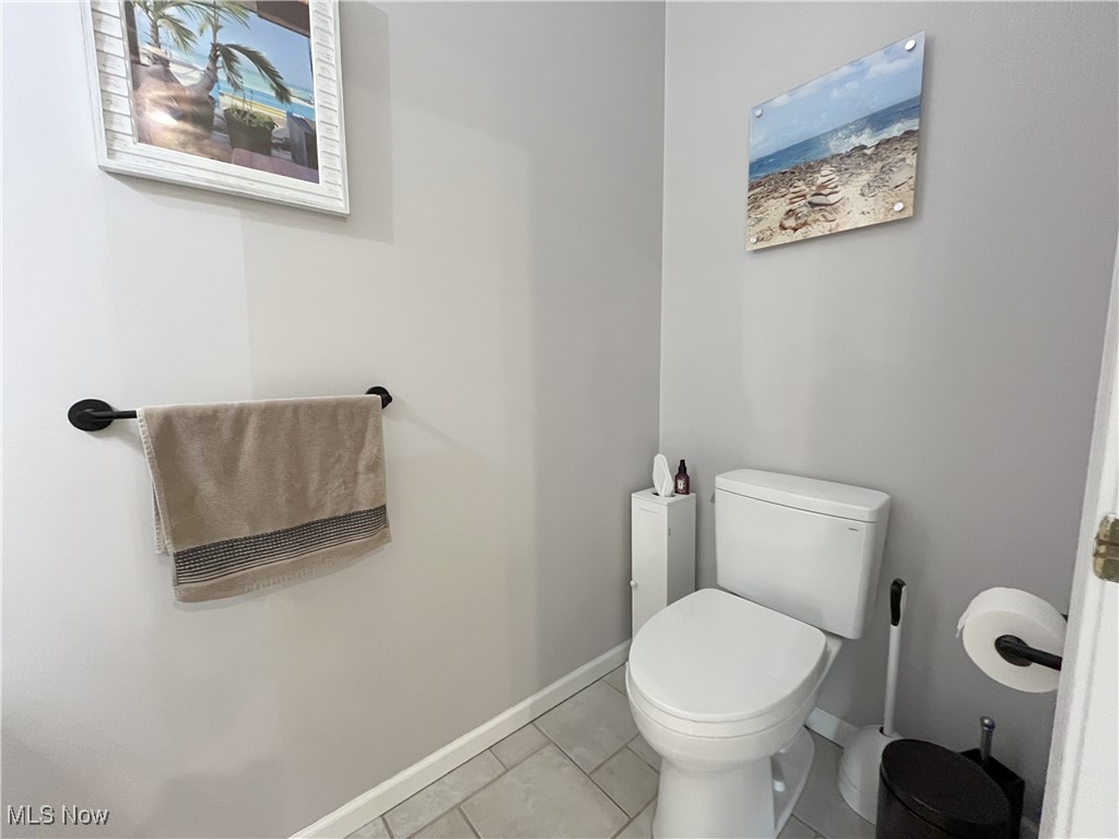 5685 Deer Creek Drive, Willoughby, Ohio image 39