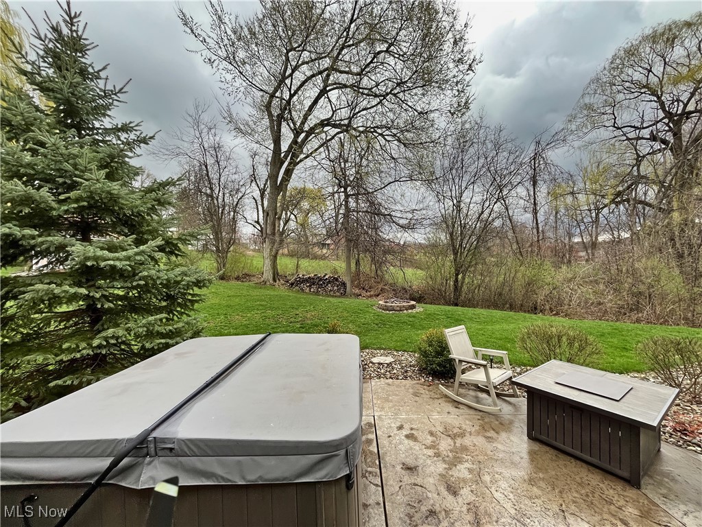 5685 Deer Creek Drive, Willoughby, Ohio image 8