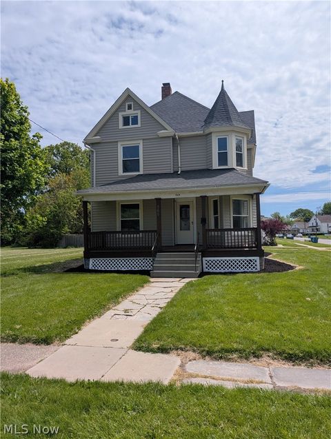 Homes For Sale - 969 Washington Avenue<br/> Lorain, OH 44052