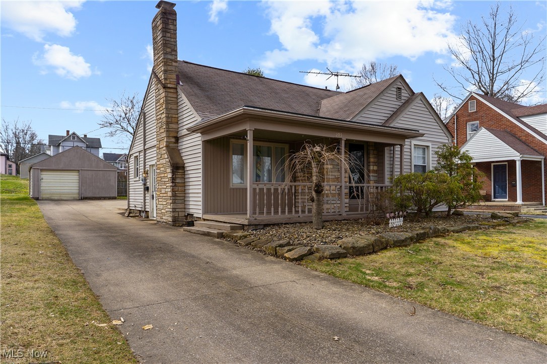 205 Court Street, Columbiana, Ohio image 2