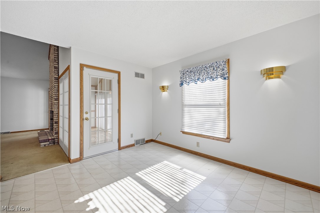 Hilltop Corner Condos - Residential