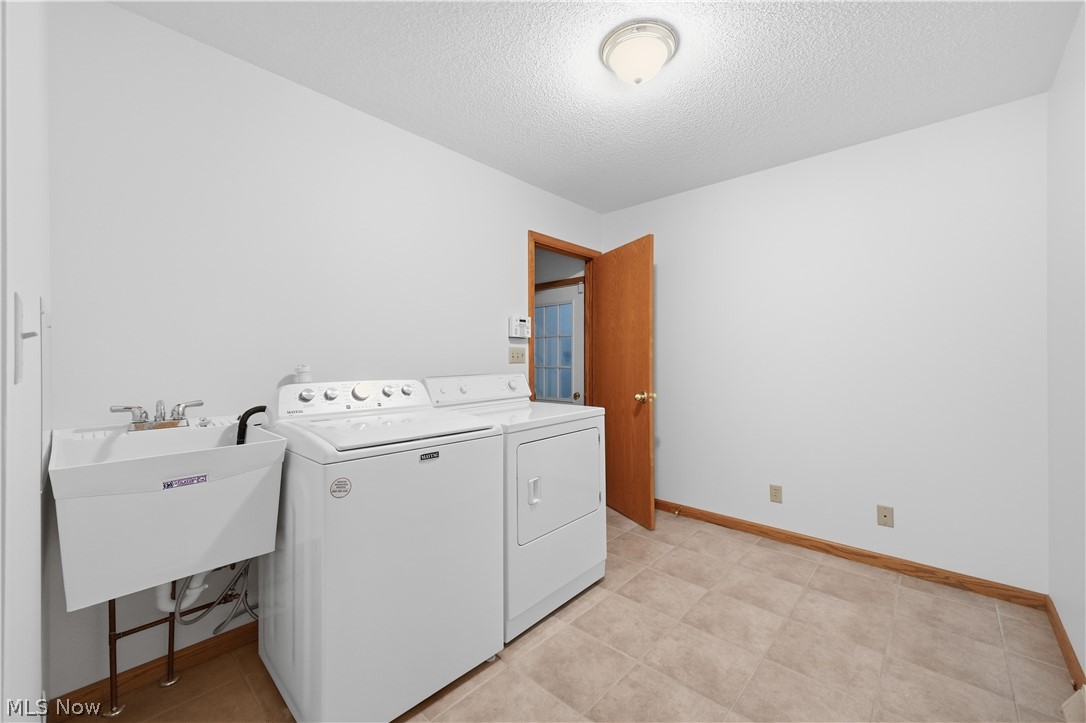 Hilltop Corner Condos - Residential