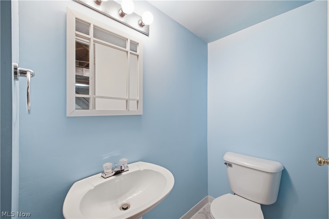 Hilltop Corner Condos - Residential