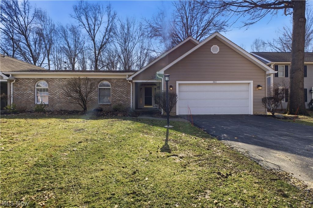 Photo of 361 Hilltop Boulevard, Canfield, OH 44406 (MLS # 5188584)
