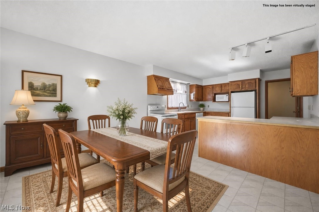 Hilltop Corner Condos - Residential
