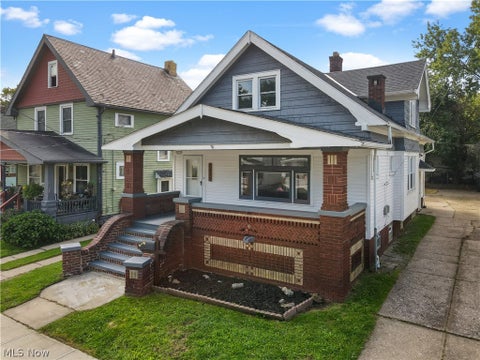 Homes For Sale - 2819 Saratoga Avenue<br/> Old Brooklyn, OH 44109