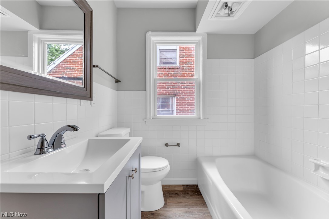 Libby Gardens Realty Cos - Residential Lease