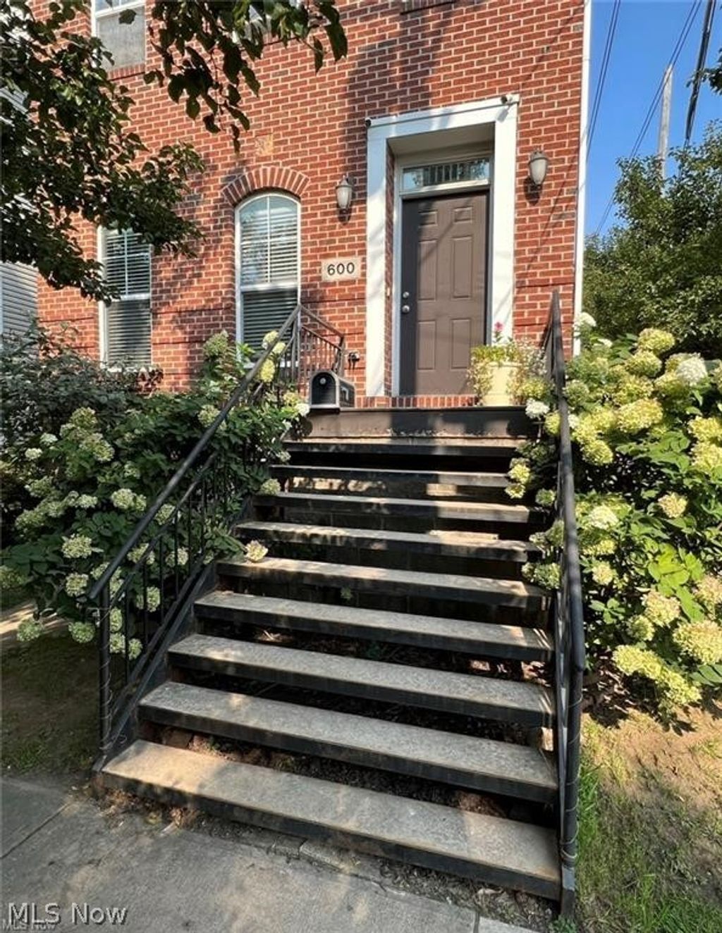 Photo of 600 Literary Road #Up, Cleveland, OH 44113 (MLS # 5193051)