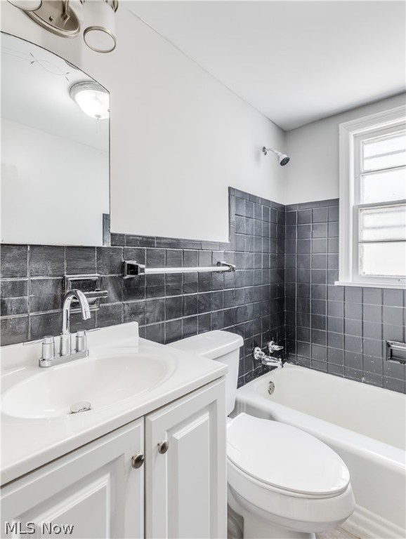 Laronge Ladnar Homestoad - Residential