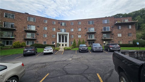 Photo of 315 Solon Road #202, Chagrin Falls, OH 44022 (MLS # 5240892)