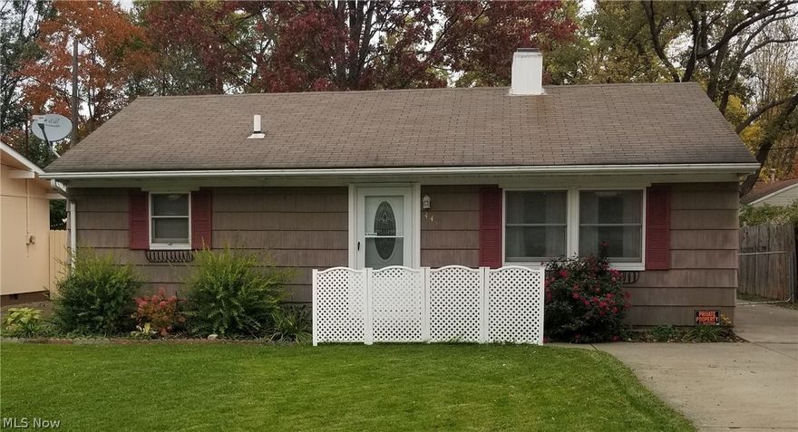 2 Bedroom 1 Bath Ranch with new laminate flooring throughout the home. Appliances included in the sale: Stove and Refrigerator. Come see this very nice cozy place and make it your own.