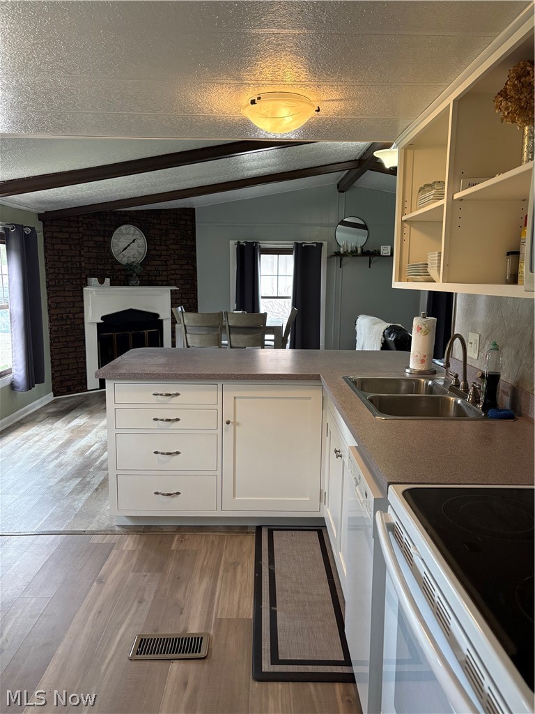 Paradise Point - Residential