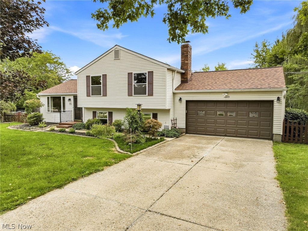 5489 Young Road