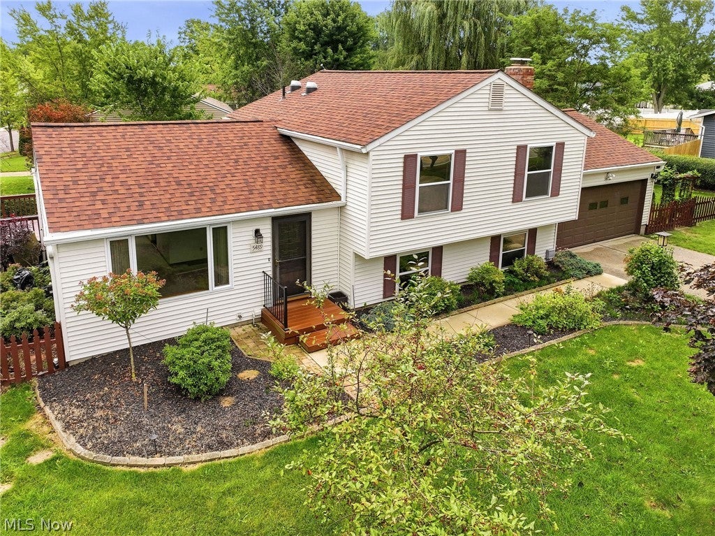 5489 Young Road