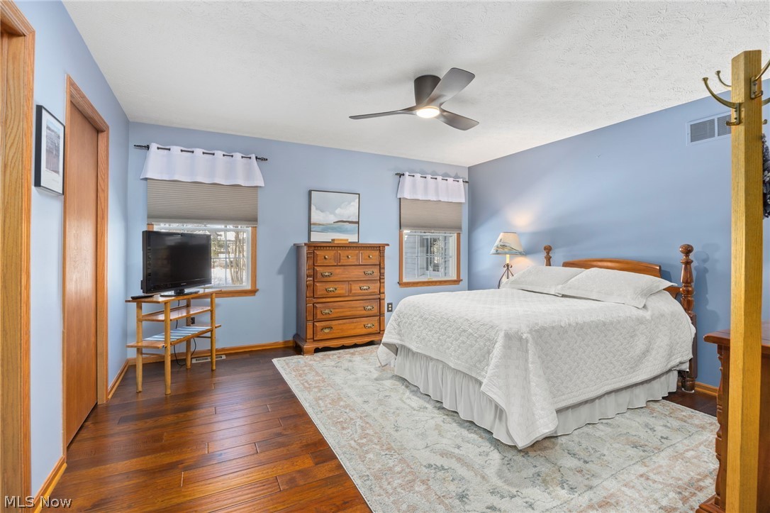 Villas Sterling Oaks Condo - Residential