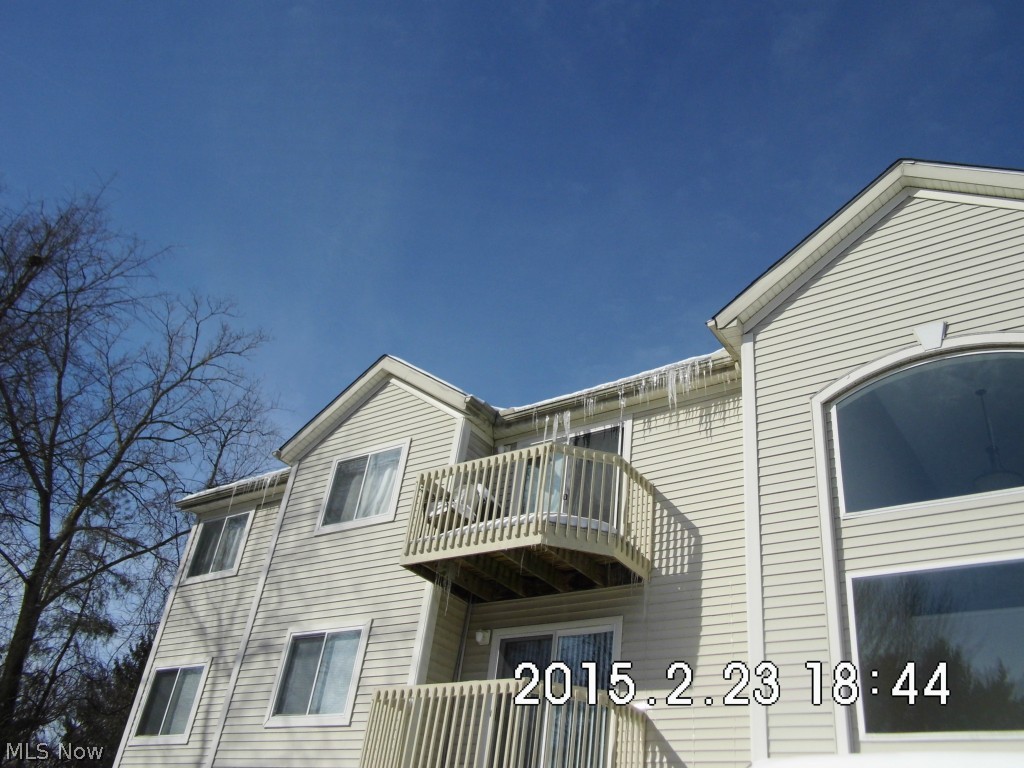 Brookledge Commons Condos - Residential