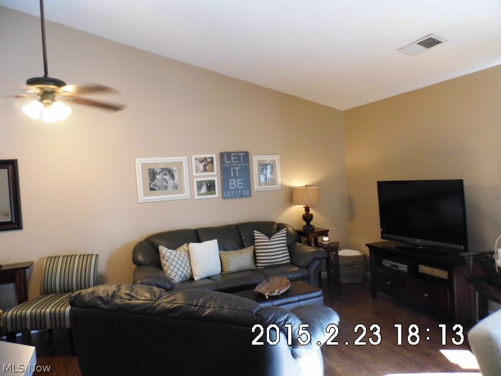 Brookledge Commons Condos - Residential