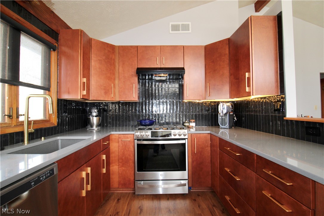 Arrowhead Beach 2 - Residential