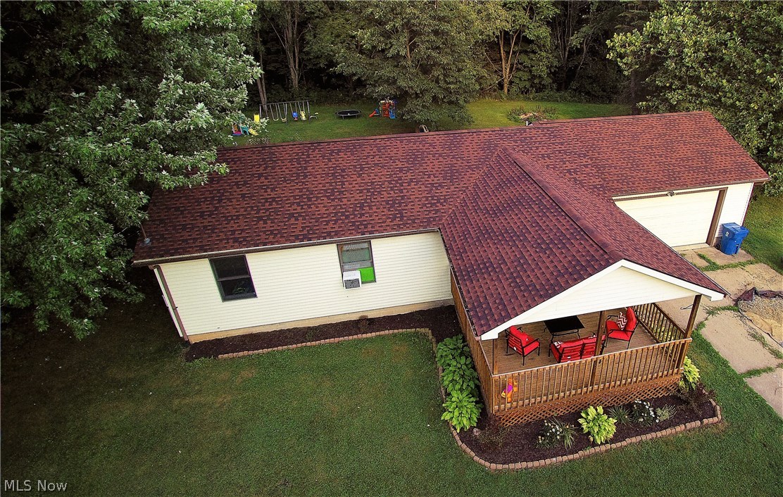 Road Island Lakes - Residential