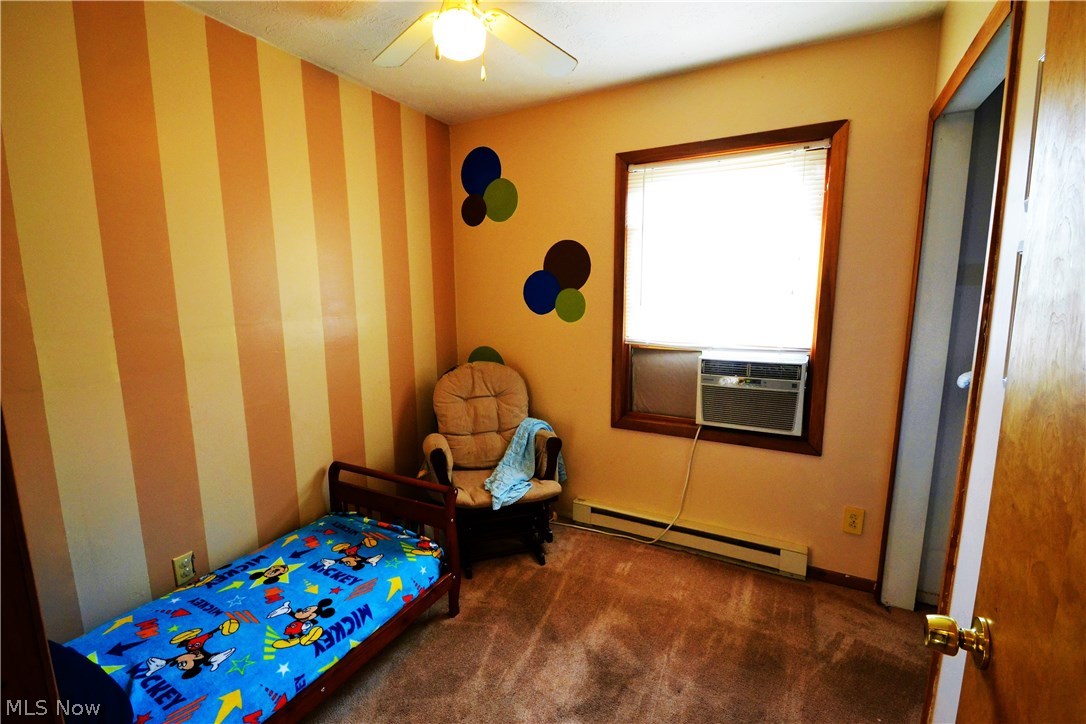 Road Island Lakes - Residential