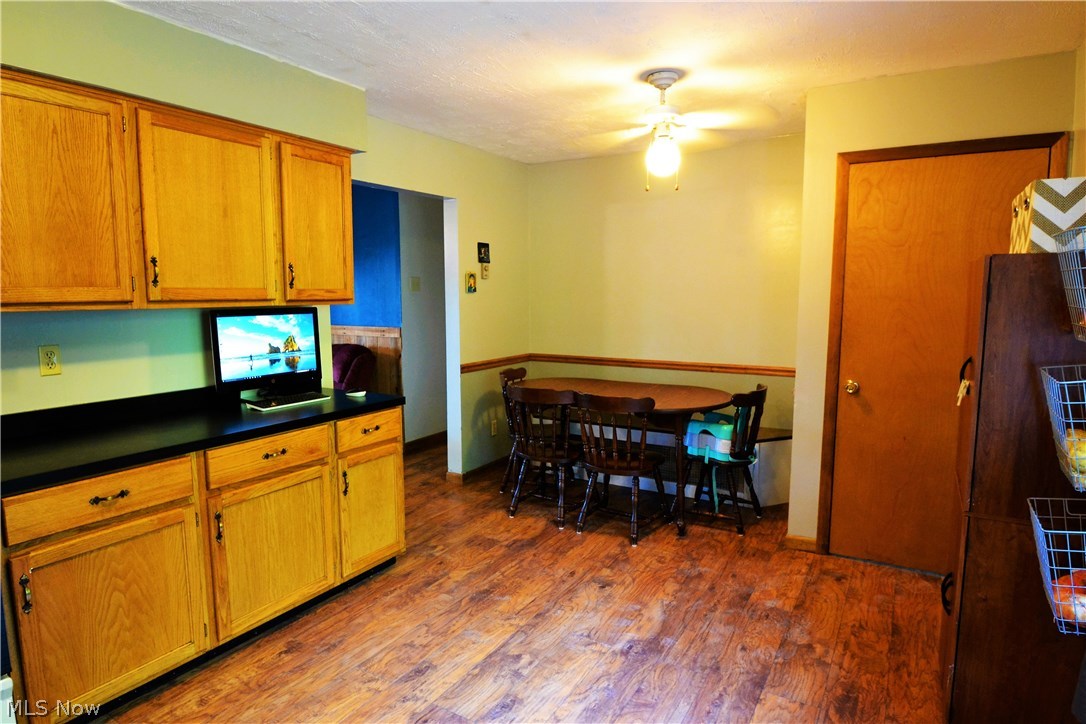 Road Island Lakes - Residential