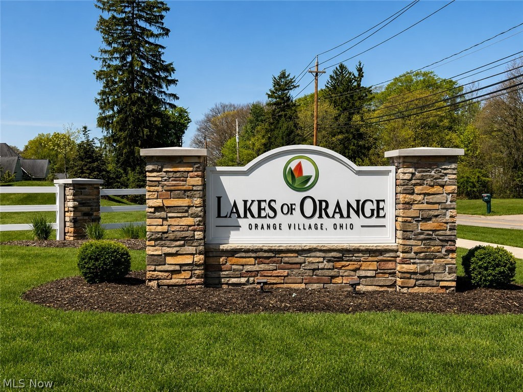 Lakes of Orange - Residential