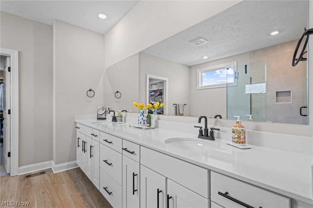 Lakes of Orange - Residential