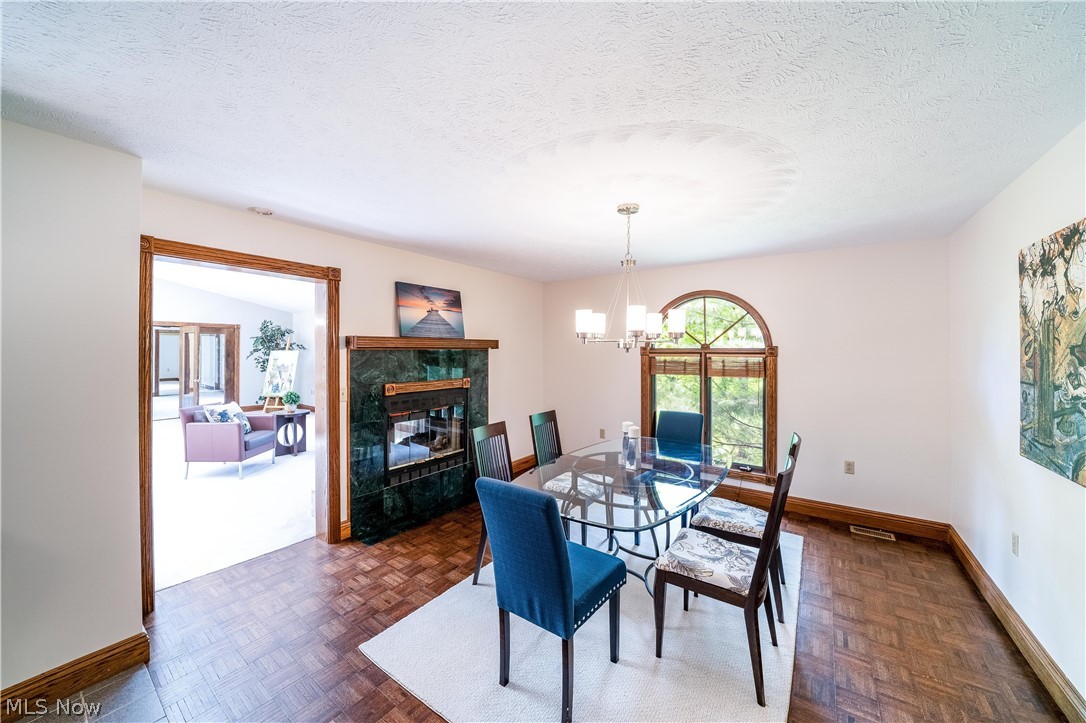 Sugar Bush Knolls - Residential