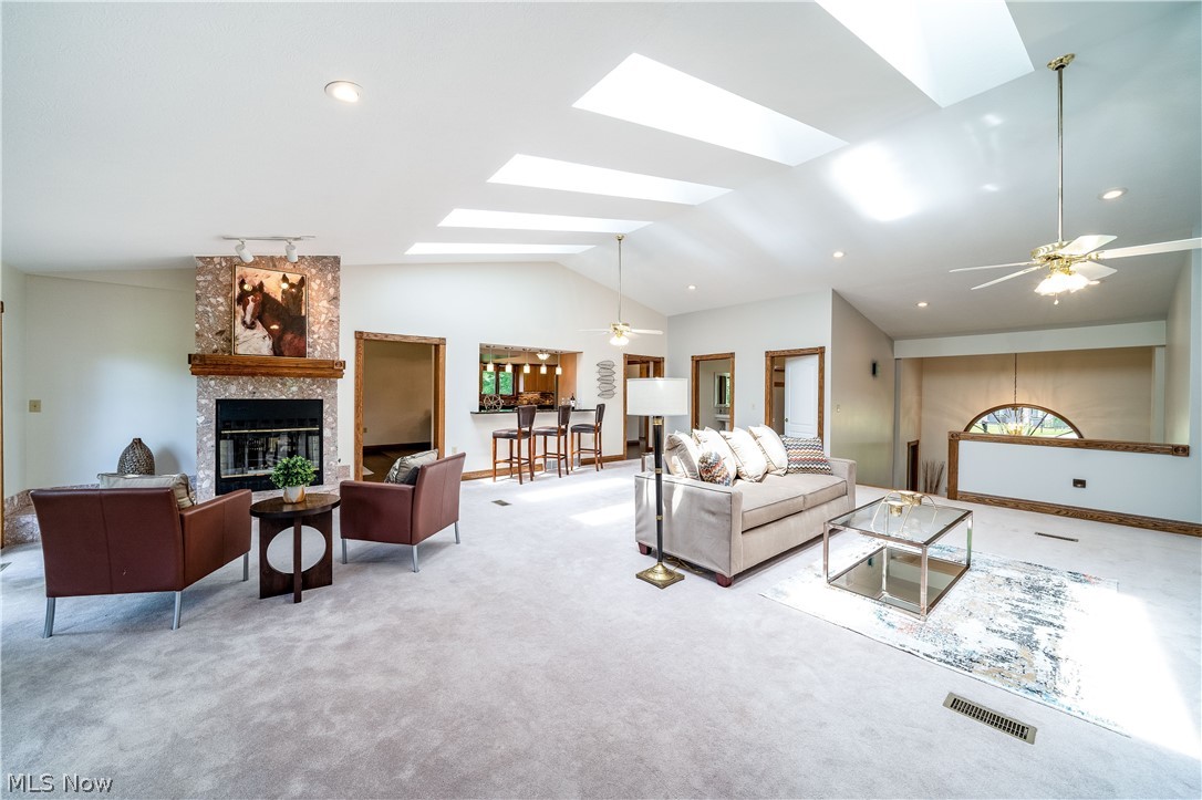 Sugar Bush Knolls - Residential