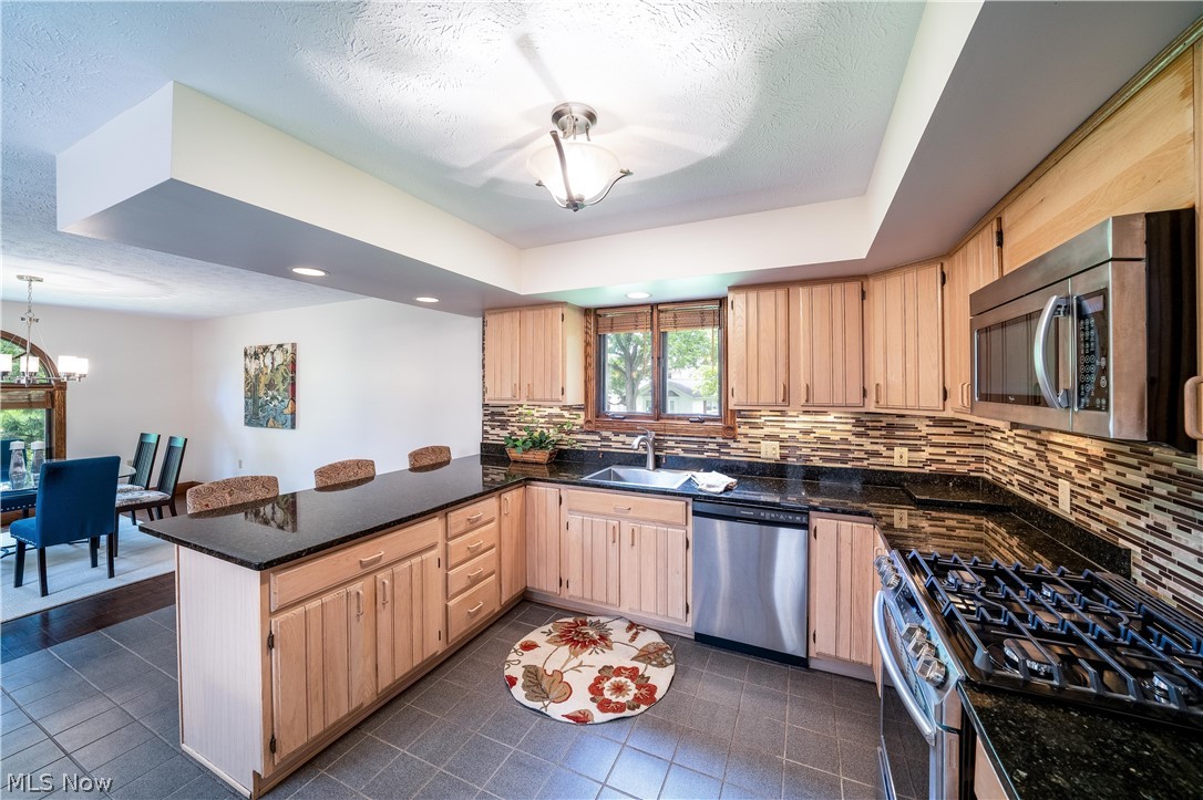 Sugar Bush Knolls - Residential