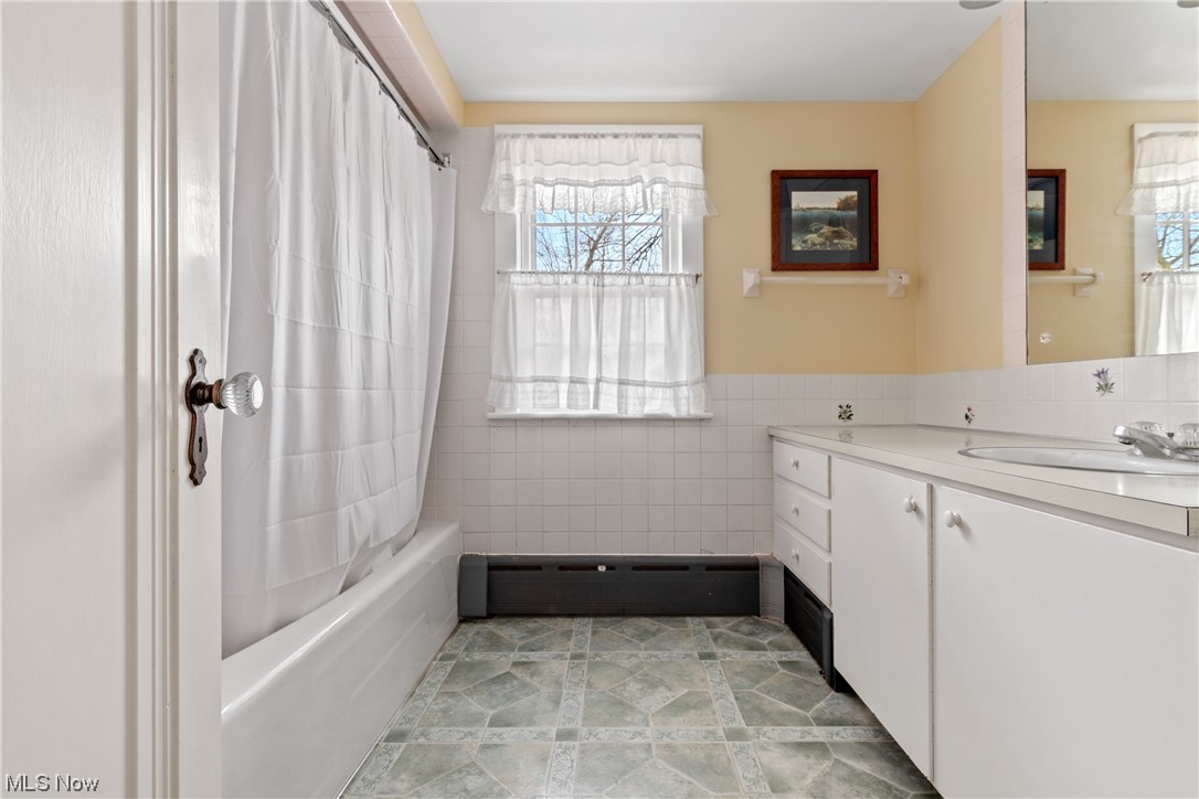 Village/Hudson/Zone 5 - Residential