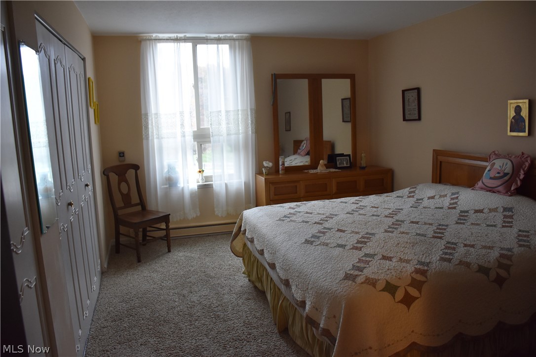 Silver Lake Towers Condo - Residential