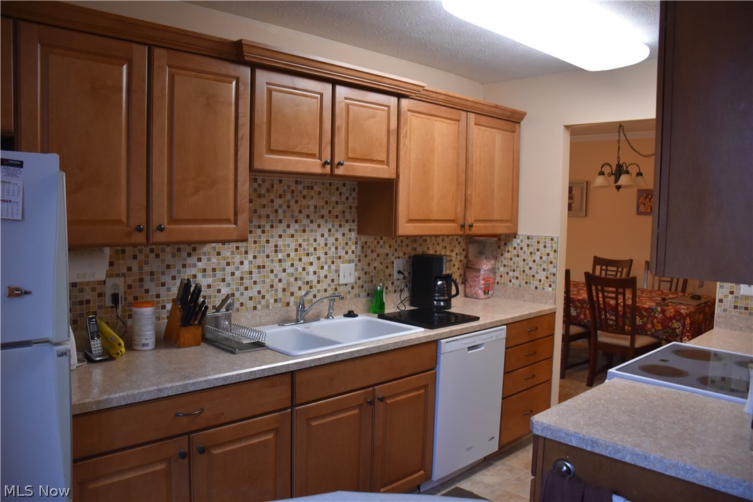 Silver Lake Towers Condo - Residential