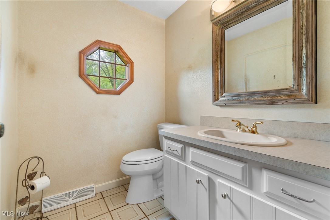 Colonial Hills - Residential