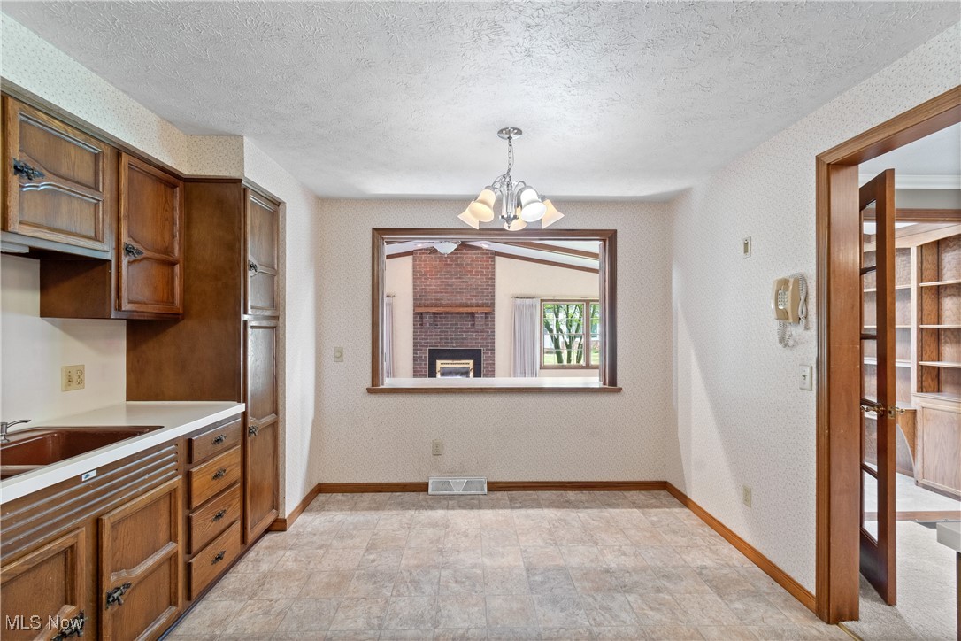 Colonial Hills - Residential