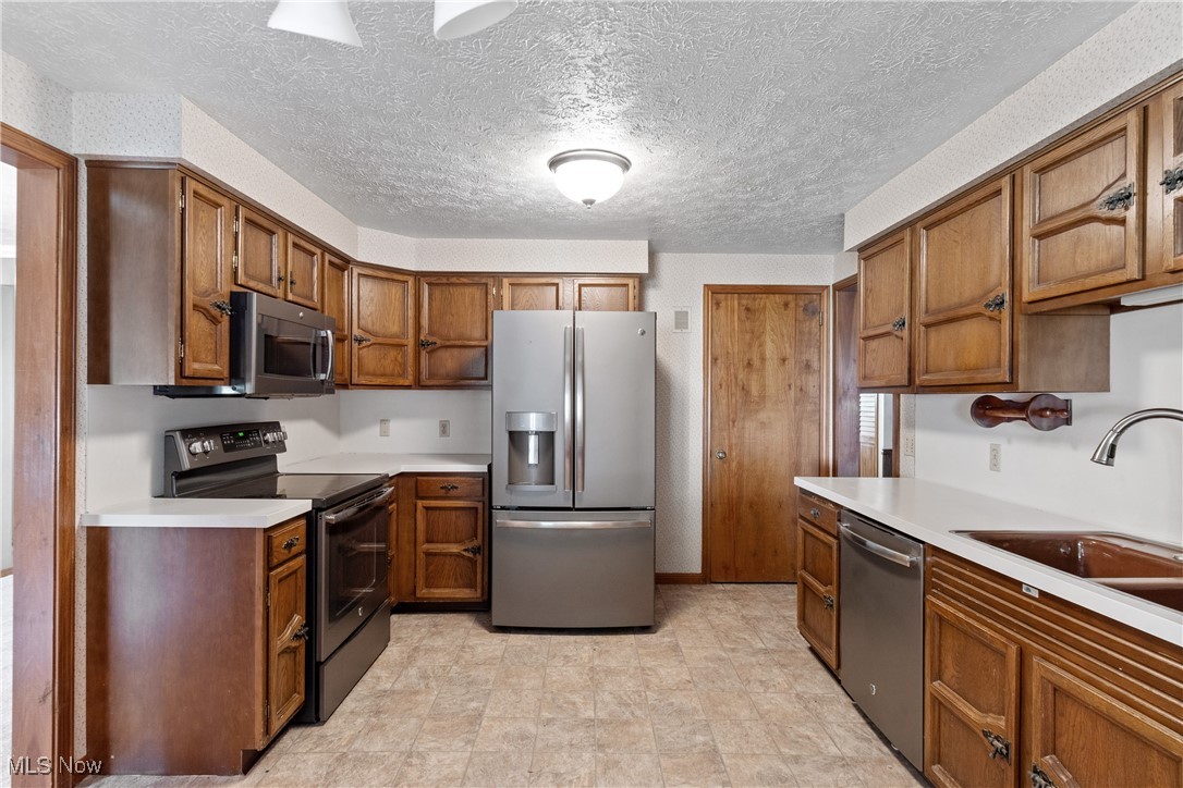 Colonial Hills - Residential