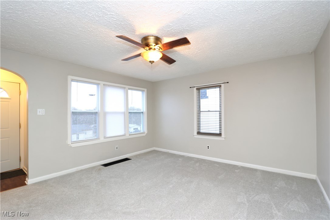 64 Winwood Drive, Mansfield, Ohio image 4