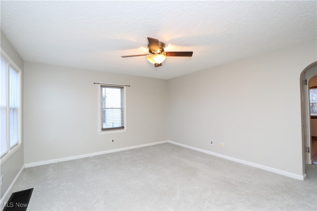 64 Winwood Drive, Mansfield, Ohio image 3