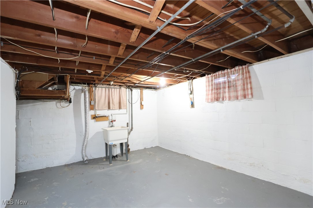 64 Winwood Drive, Mansfield, Ohio image 18