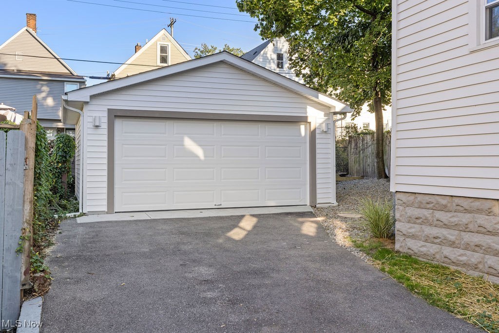 J B Perkins - Residential