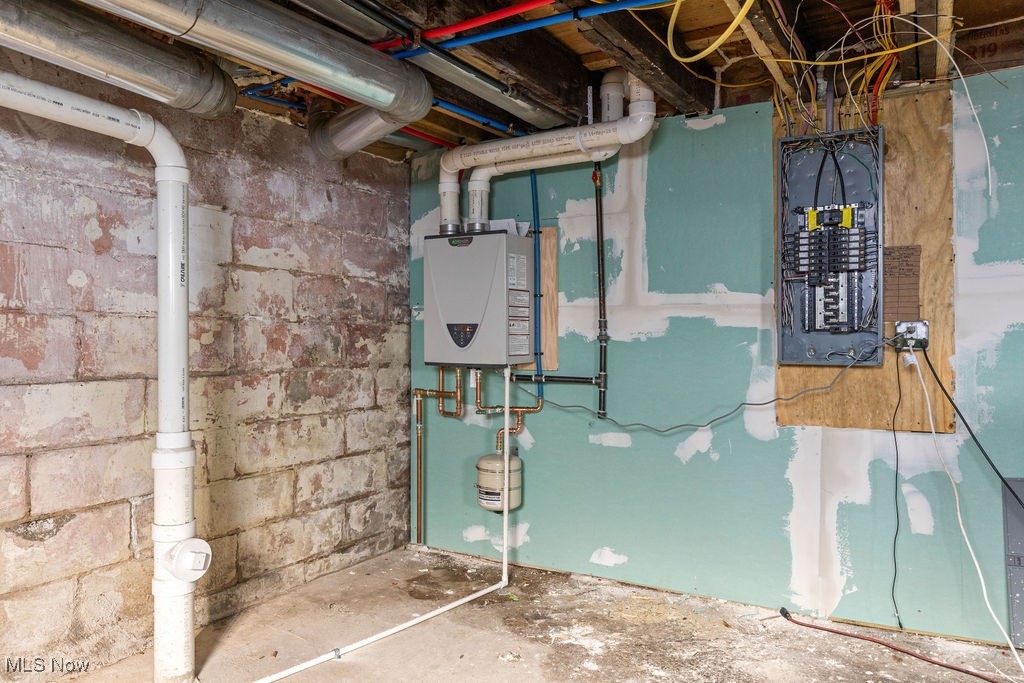 J B Perkins - Residential