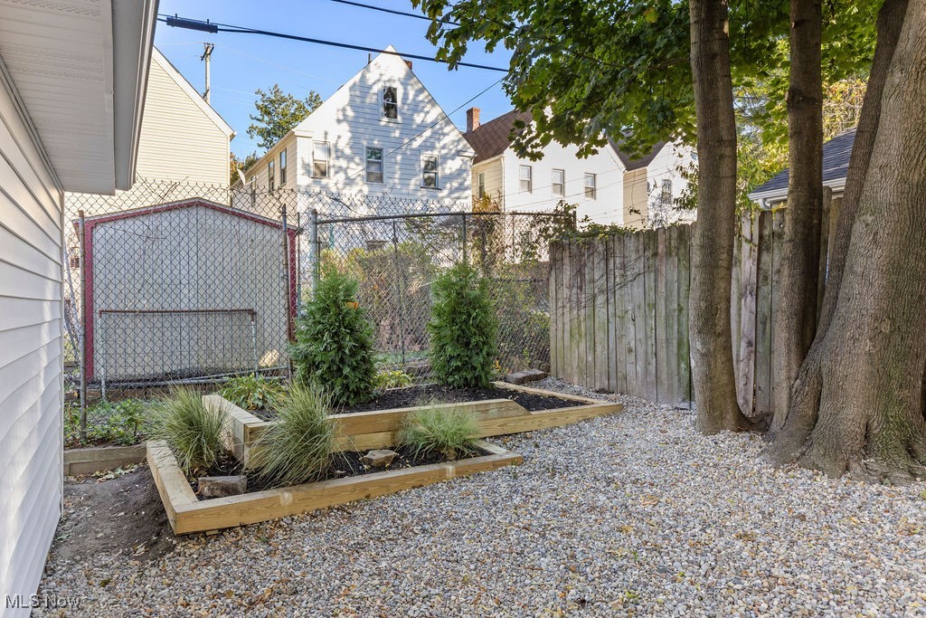 J B Perkins - Residential