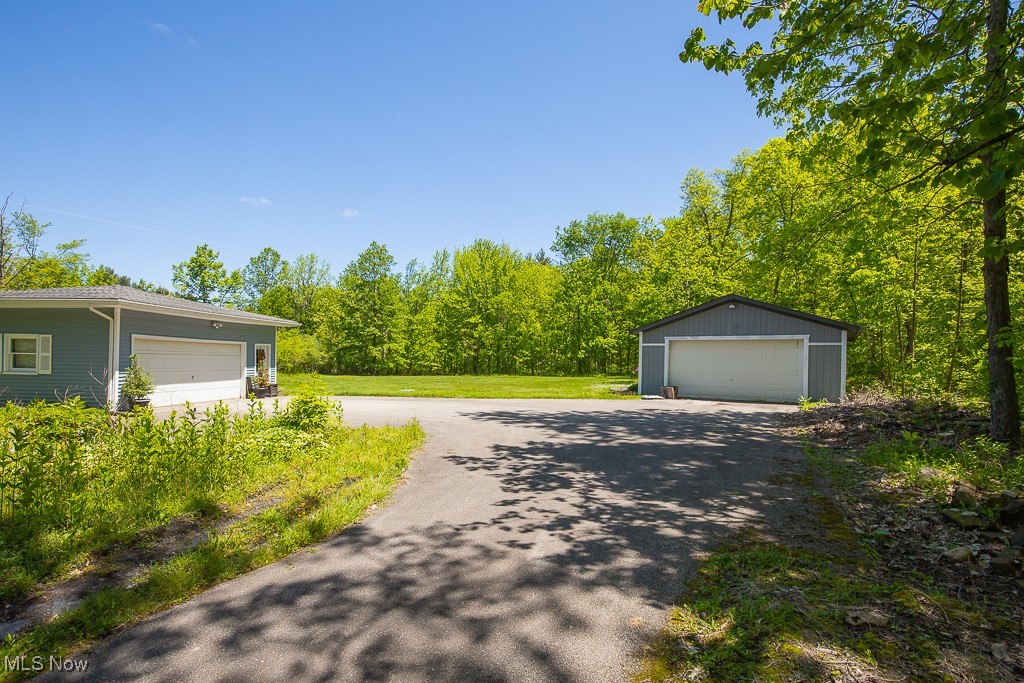 12835 Westchester Trail, Chesterland, Ohio image 39