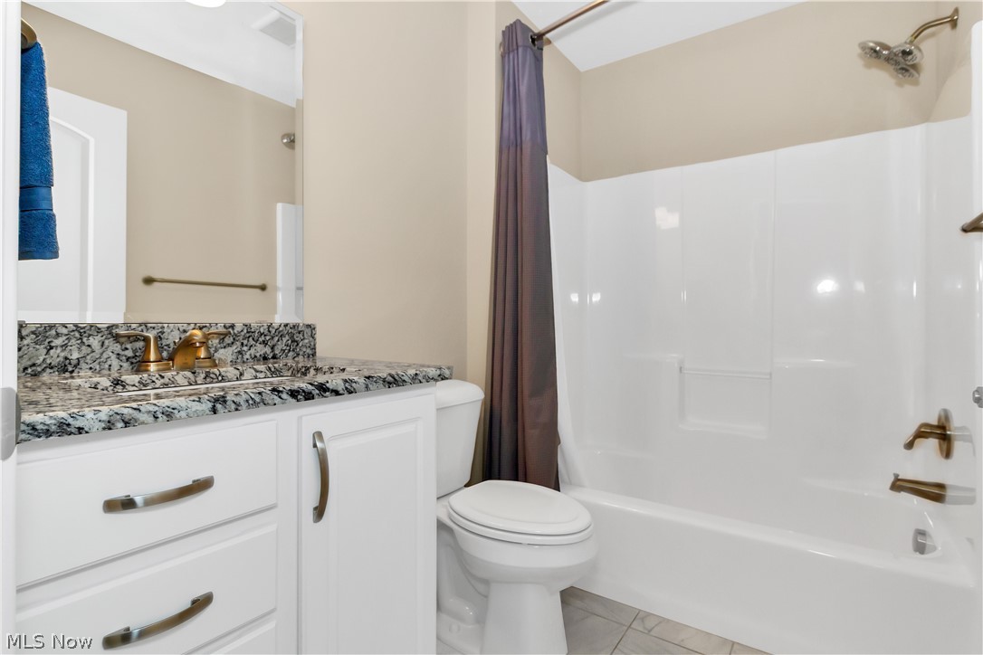 Lake Club at Larimar - Residential