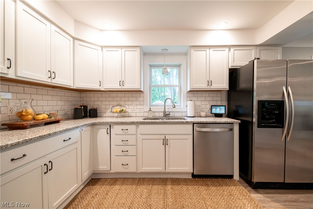 Al Co - Residential Lease