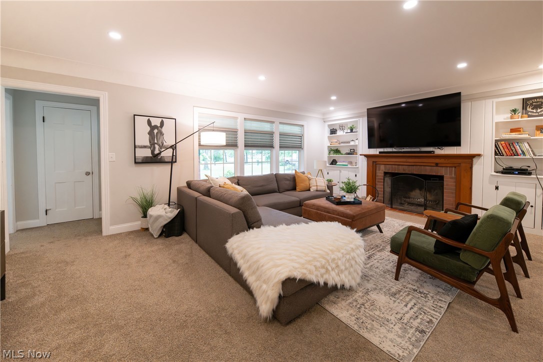 Al Co - Residential Lease