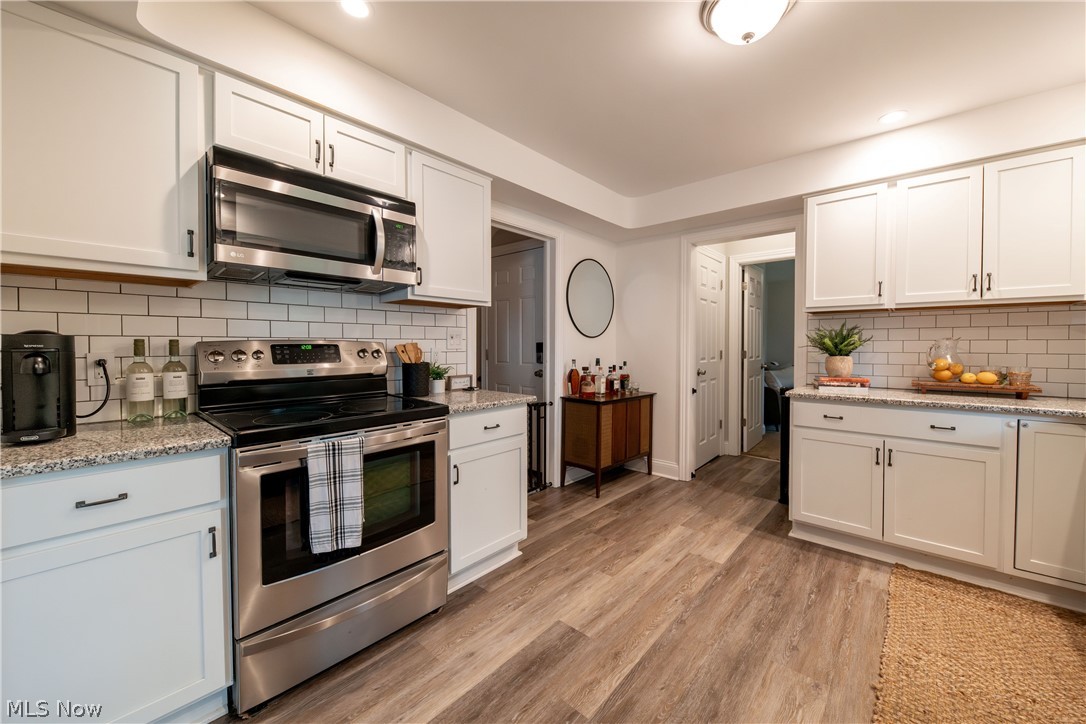 Al Co - Residential Lease