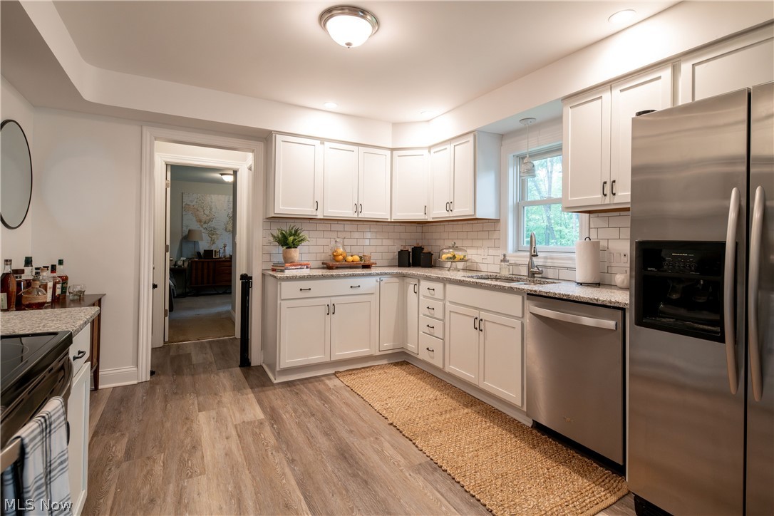 Al Co - Residential Lease