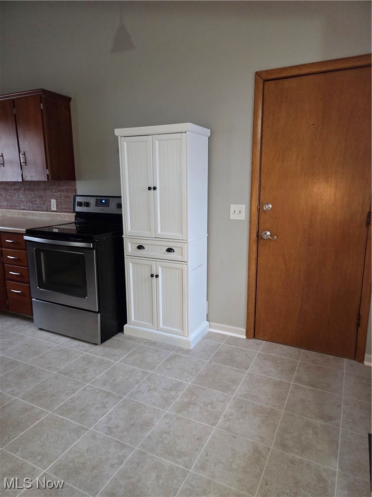 North Gate 01 - Residential